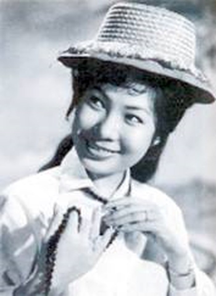NSƯT Ngọc Hương: Đoạn trường hoàng hôn không tắt nổi lửa lòng