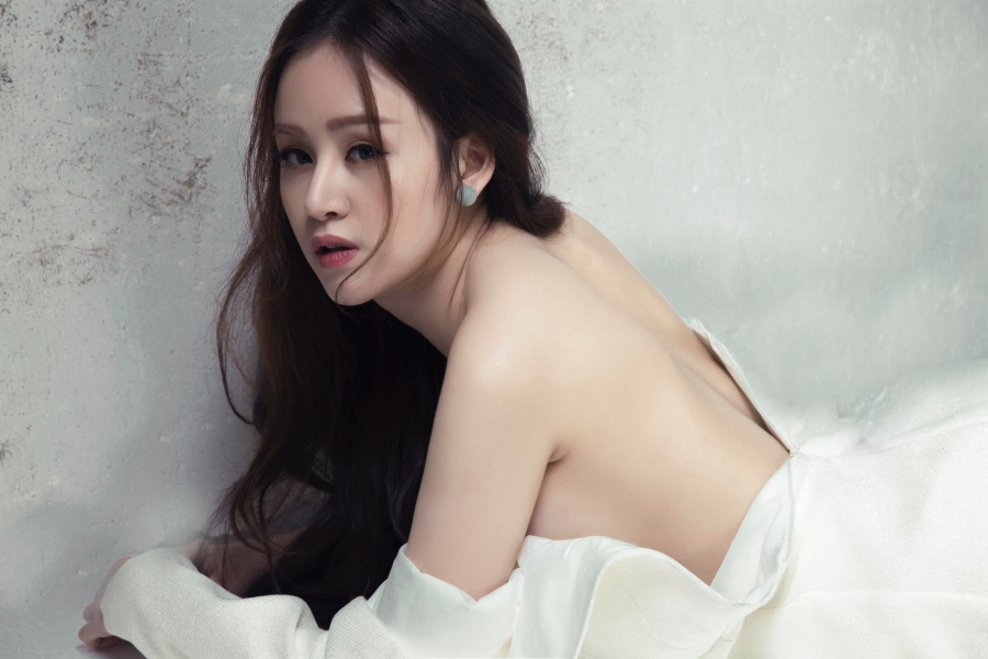 Ngôi sao - Bà Tưng từ sexy hoang dại không điểm dừng đến cú chuyển mình gây sốc (Hình 7).