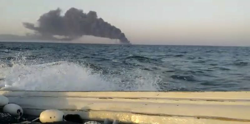 Tiêu điểm - Tàu chiến Iran bị chìm ở vịnh Oman, máy bay không người lái của Israel đã tấn công? (Hình 3).