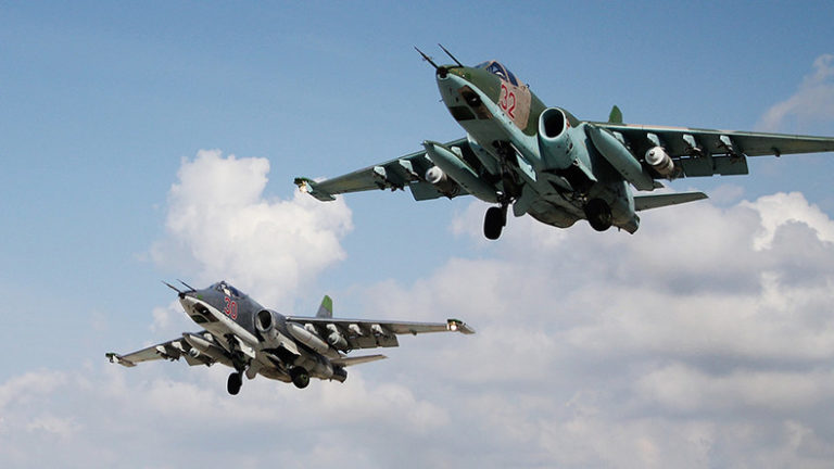 Tiêu điểm - Syria rực lửa: Máy bay Nga tấn công 'xuất quỷ nhập thần', vùi phiến quân trong mưa đạn