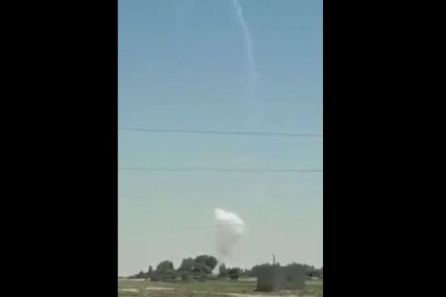 Tiêu điểm - Video nóng: Rocket nã liên tiếp vào căn cứ Mỹ ở Syria, kẻ tấn công bí ẩn lộ diện