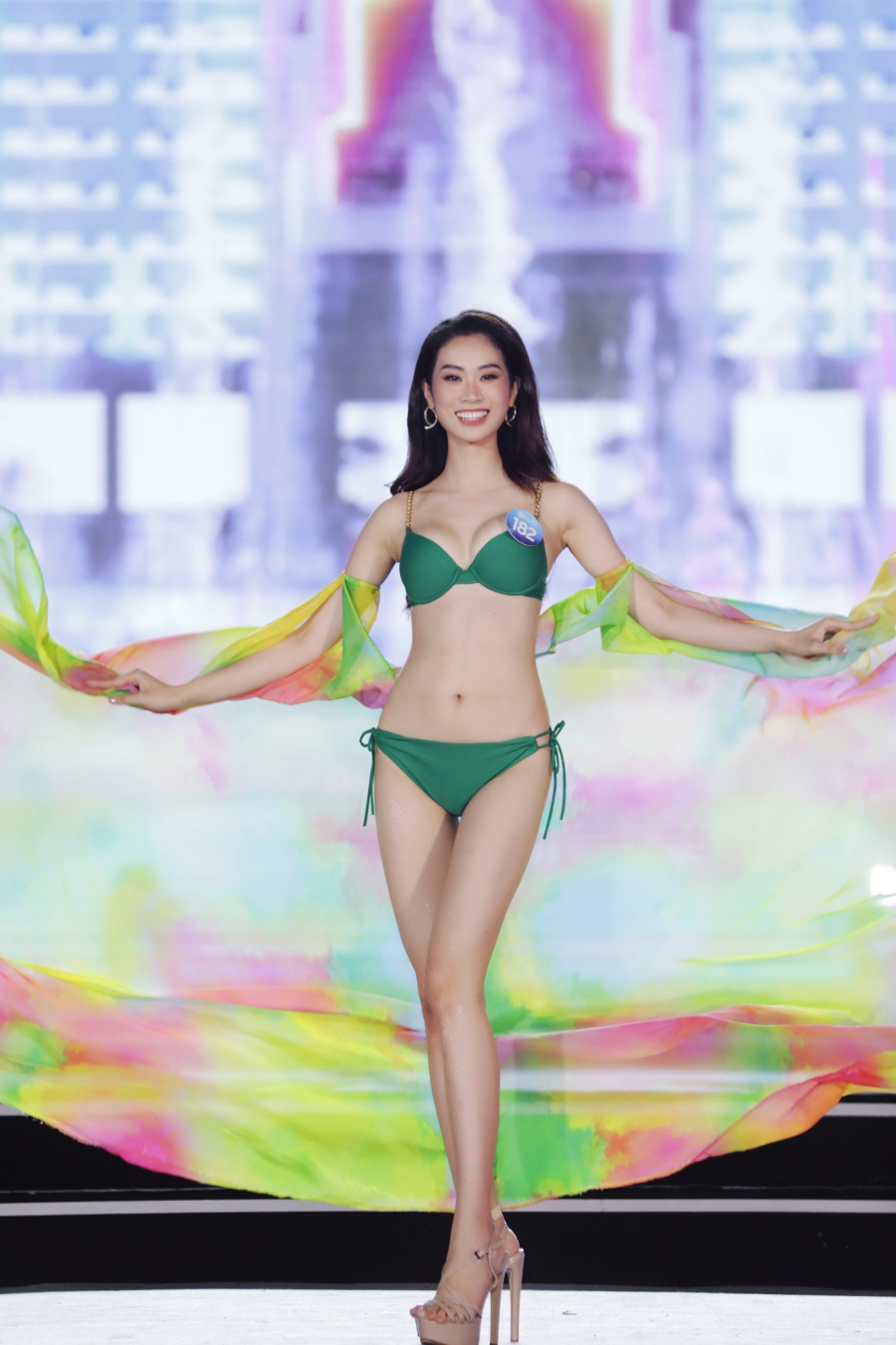 Văn hoá - Miss World Vietnam 2022: Nóng bỏng cùng phần thi áo tắm (Hình 3).