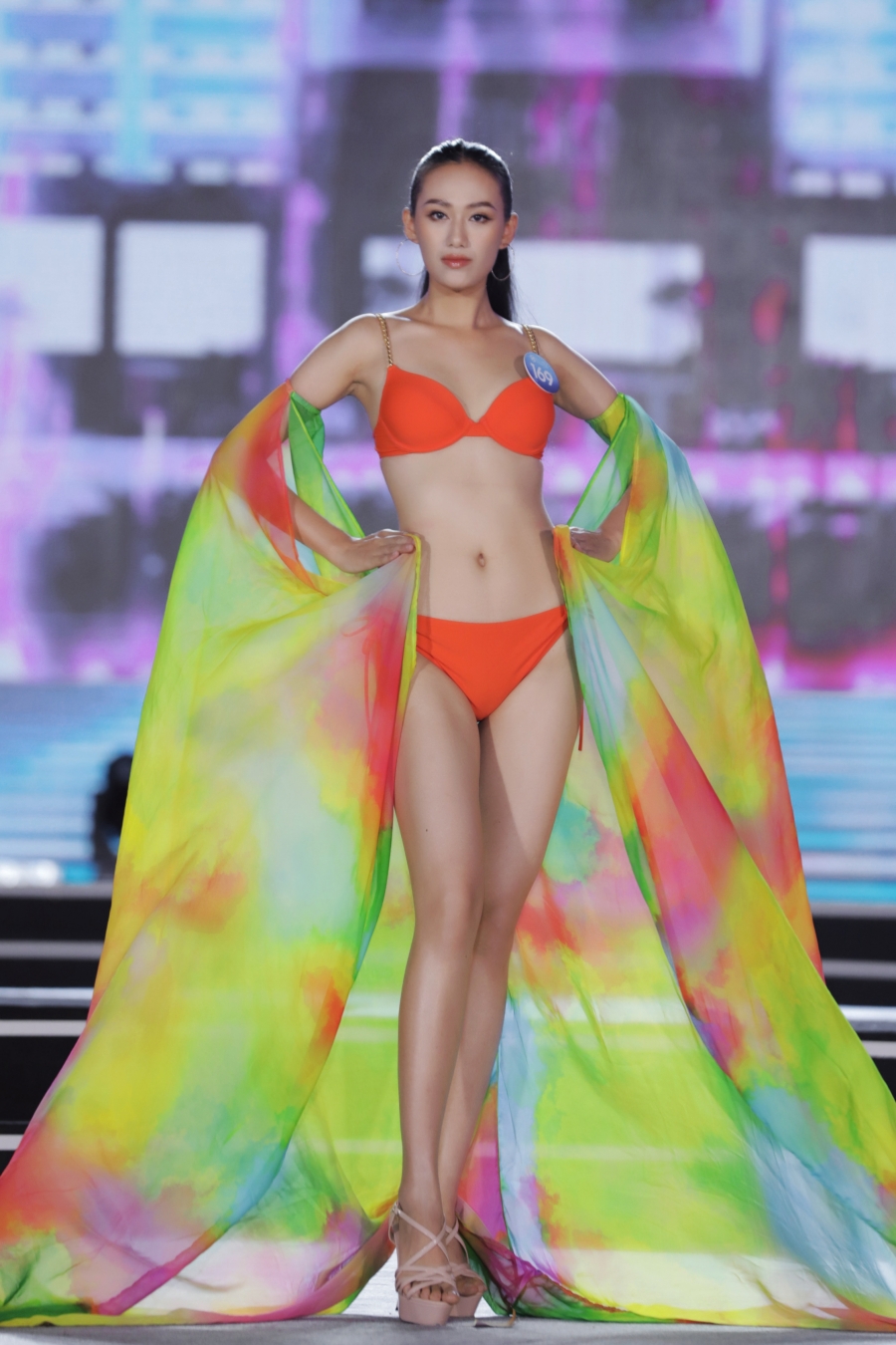 Văn hoá - Miss World Vietnam 2022: Nóng bỏng cùng phần thi áo tắm (Hình 6).