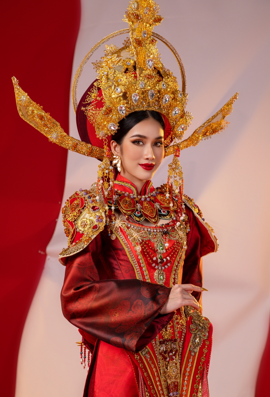 Văn hoá - Miss International 2022: Cận cảnh quốc phục của Á hậu Phương Anh (Hình 6).