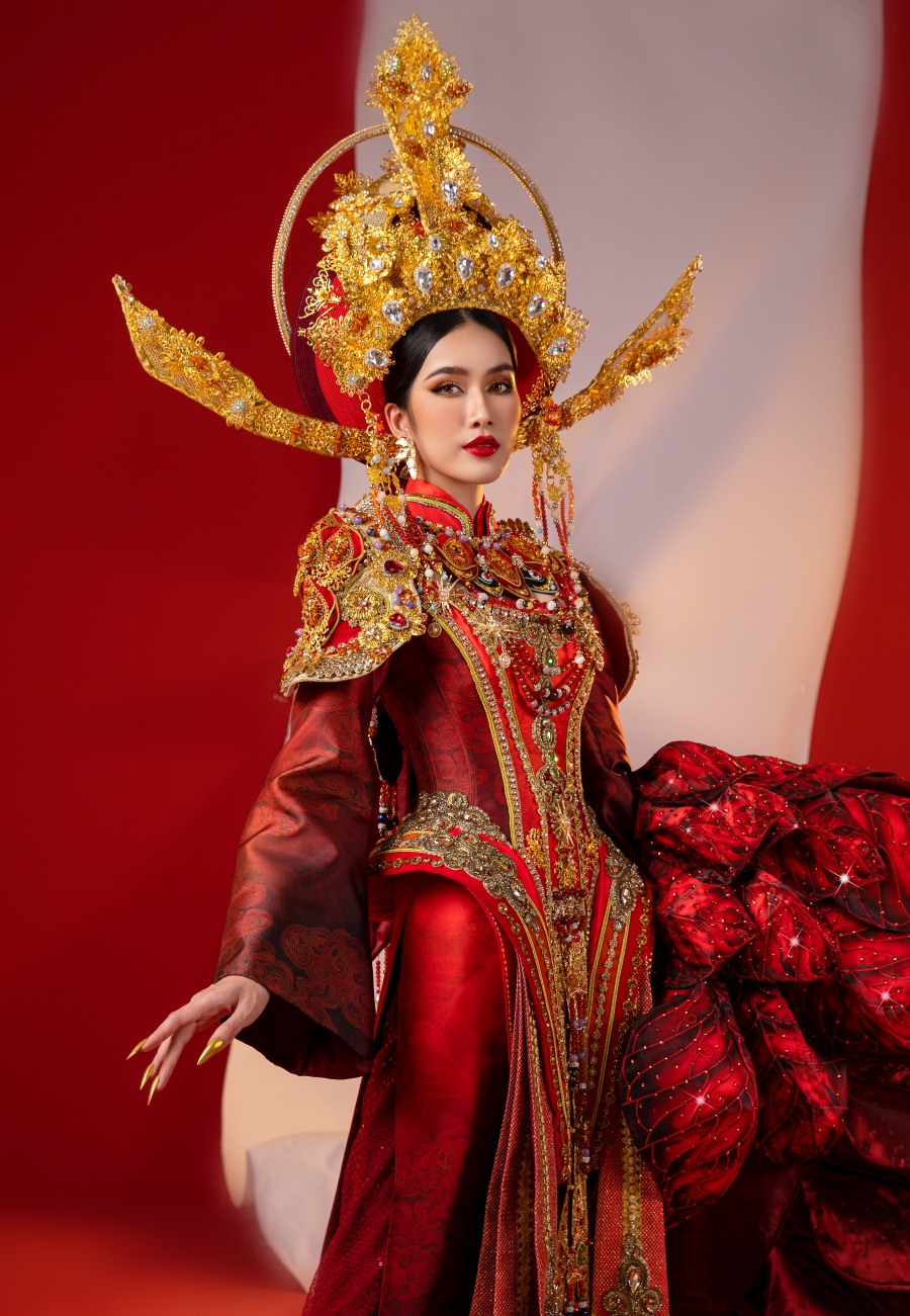 Văn hoá - Miss International 2022: Cận cảnh quốc phục của Á hậu Phương Anh (Hình 2).