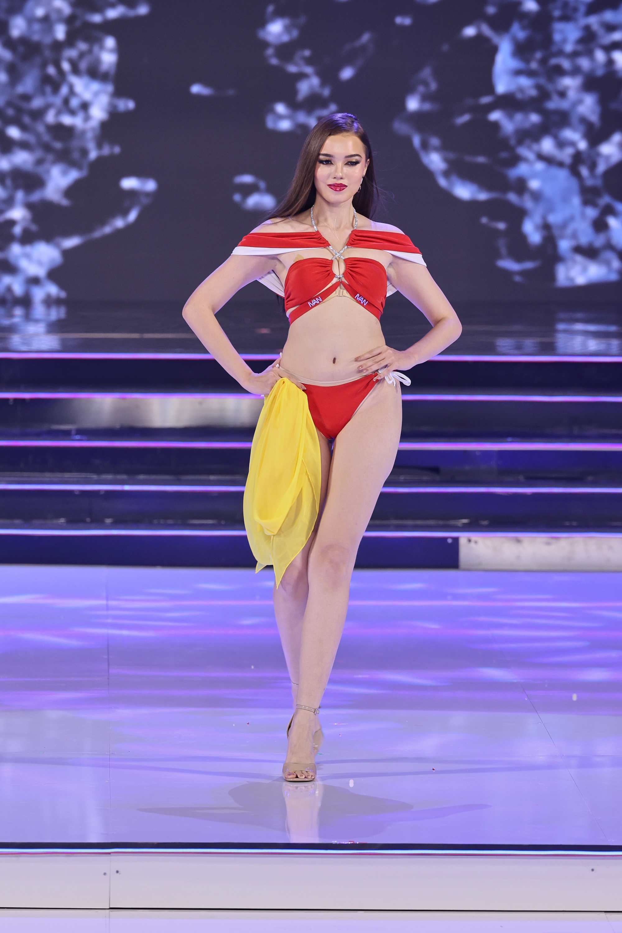 Văn hoá - Nhìn lại phần thi bikini nóng bỏng trong đêm chung kết Miss Charm 2023 (Hình 8).