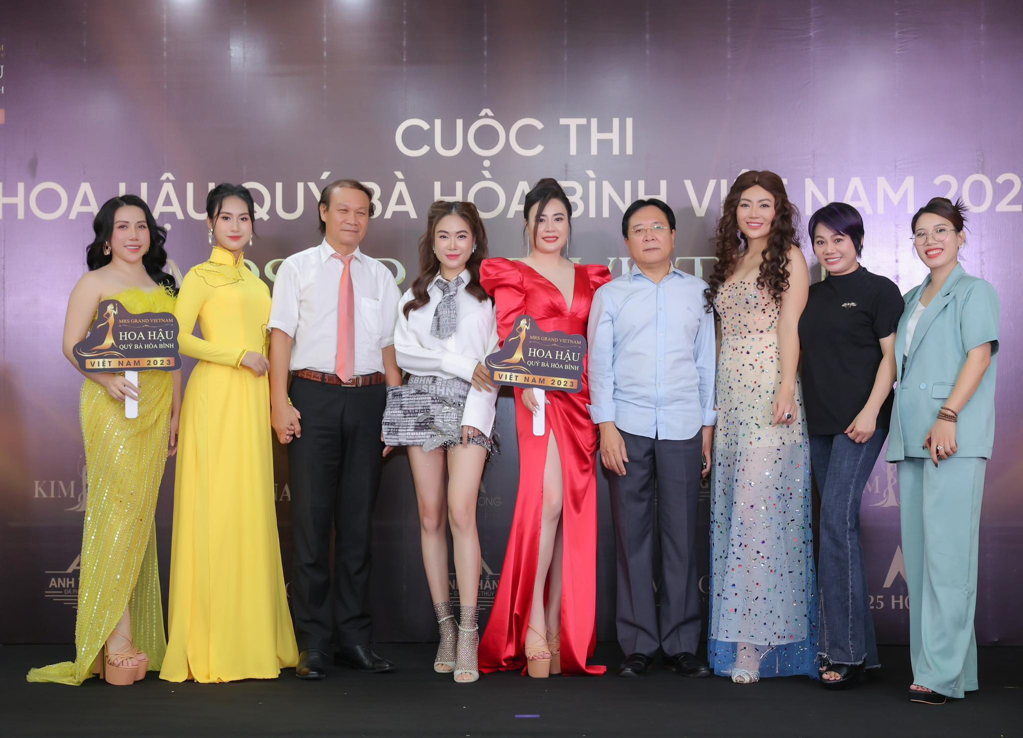 Giải trí - Mrs Grand Vietnam: Trưởng BTC sốc tinh thần cho thí sinh trước đêm thi quan trọng (Hình 2).