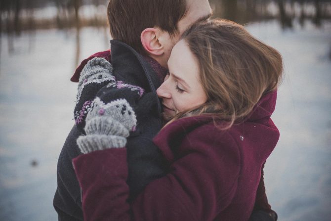 Đời sống - Chuyện về những cái... ôm!