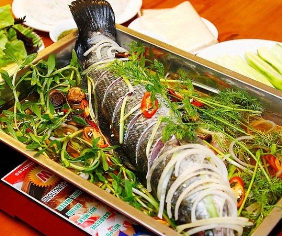 Gia đình - Tuyệt chiêu làm món cá hấp bia ngon tuyệt ngày se lạnh