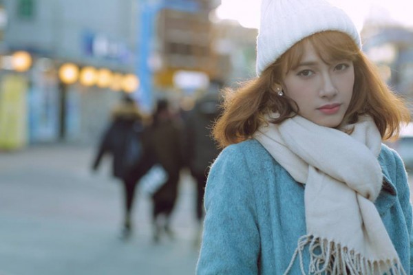 Thiếu nữ có nickname Cara còn được biết đến là Sky chính hiệu khi thường xuyên cover các ca khúc đình đám của chàng ca sĩ gốc Thái Bình.
