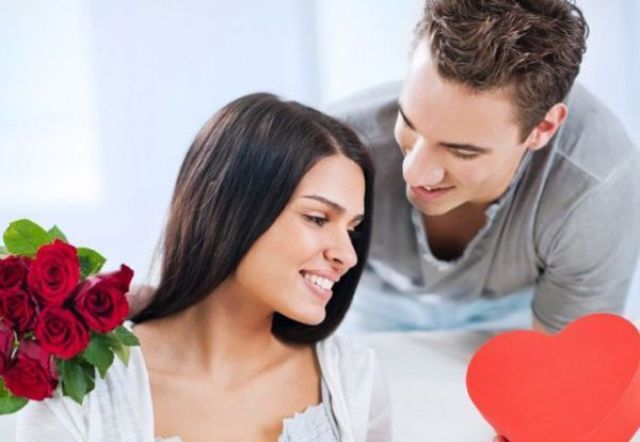 Gia đình - Valentine 2018: Gợi ý những món quà ý nghĩa dành tặng vợ