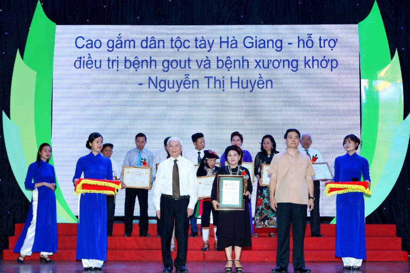 Cần biết - Lương Nguyễn Thi Huyền–thầy thuốc trẻ hết lòng vì người bệnh (Hình 4).