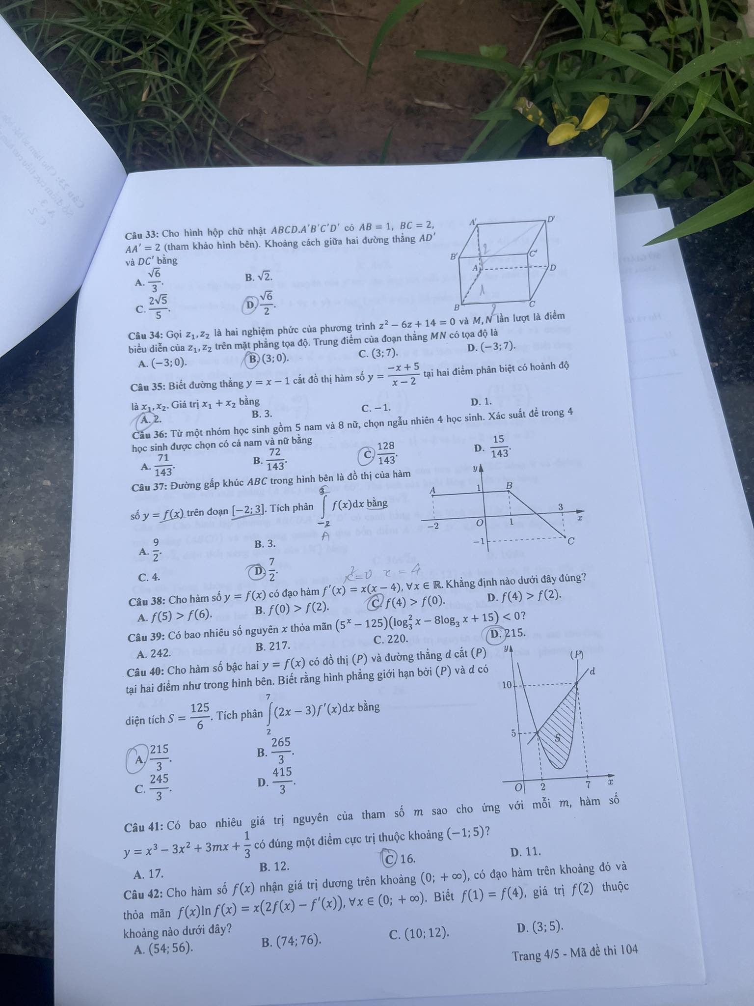 Giáo dục - Đề thi, đáp án môn Toán thi tốt nghiệp THPT 2023 chuẩn nhất mã đề 104 (Hình 4).