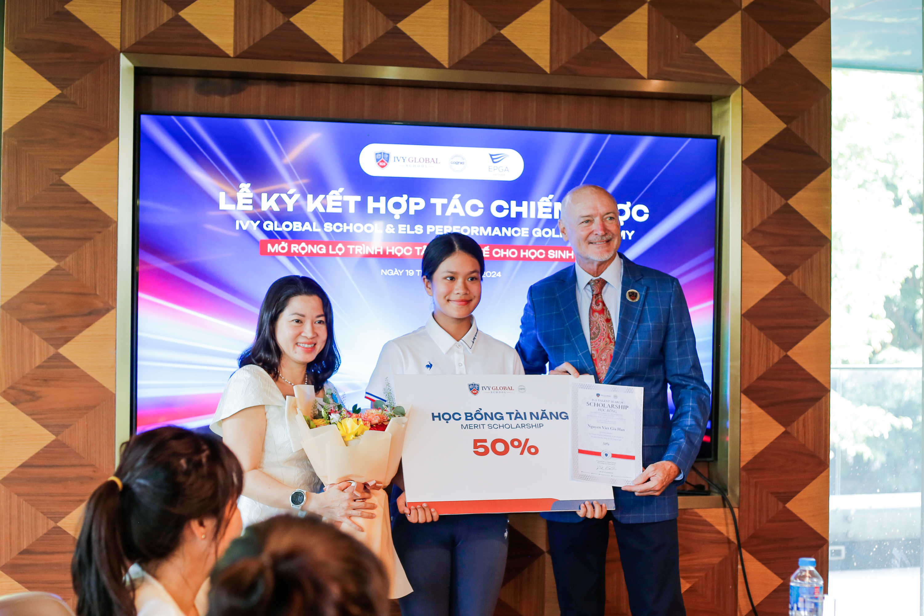 Xã hội - Ký kết hợp tác Ivy Global School và Học viện Golf Els Việt Nam (Hình 3).