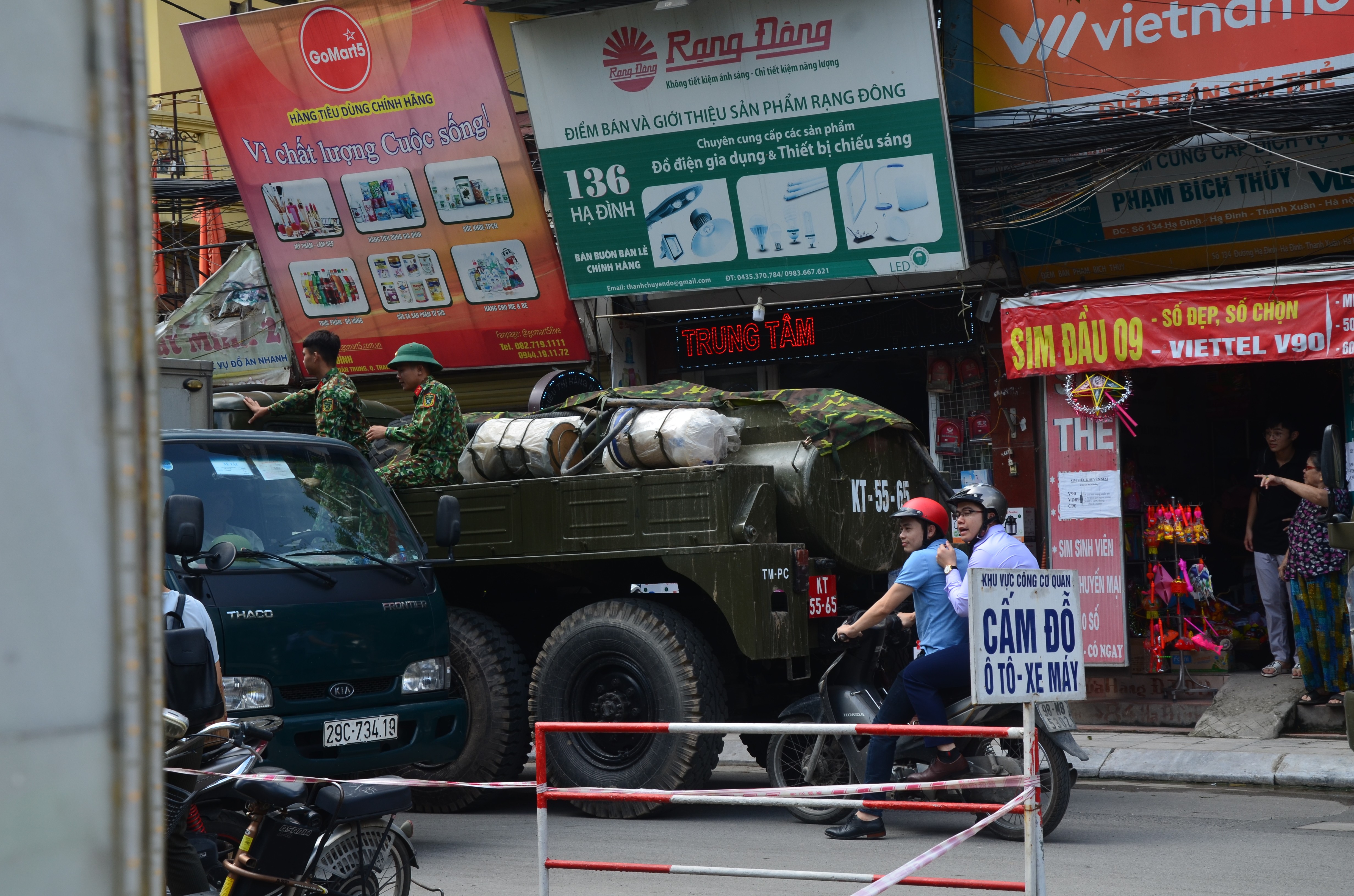 Môi trường - Đang khử độc sau vụ cháy tại công ty Rạng Đông  (Hình 5).