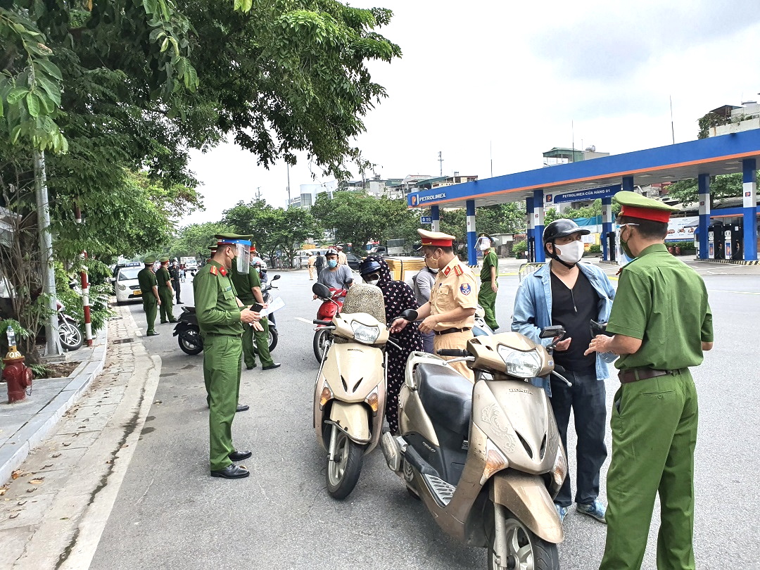 An ninh - Hình sự - Đẩy mạnh công tác tuần tra kiểm soát trên địa bàn Hà Nội