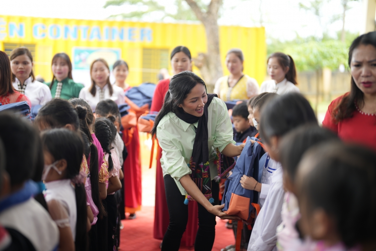 Văn hoá - Chủ tịch Hội Sân khấu Tp.HCM nói về vụ diễn viên hài Hữu Tín bị bắt (Hình 4).