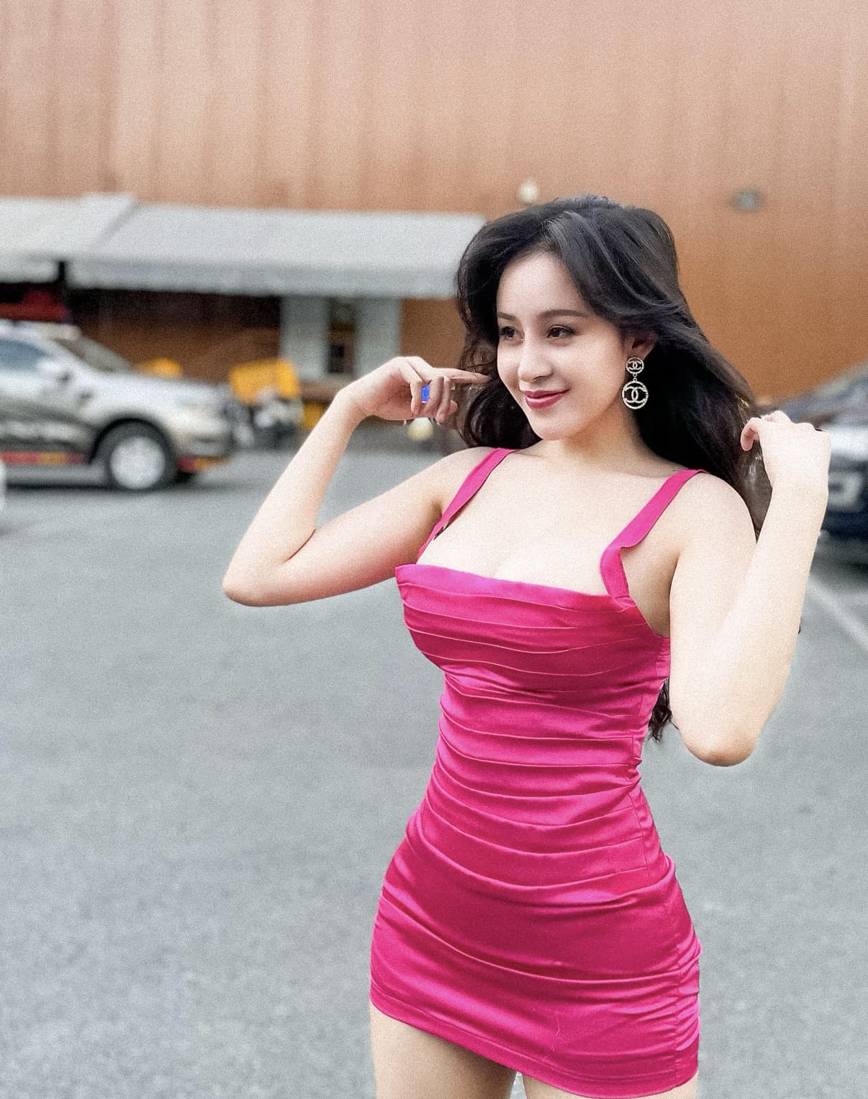 Văn hoá - Động thái mới nhất của hotgirl bà Tưng sau khi bị hack Facebook, phát tán ảnh nhạy cảm (Hình 2).