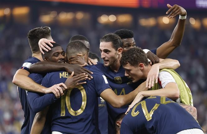 Thể thao - Siêu máy tính và chuyên gia dự đoán về trận Pháp gặp Maroc