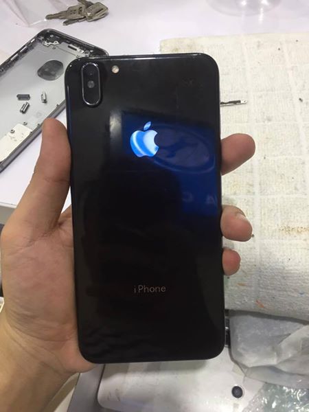 Cuộc sống số - Xuất hiện dịch vụ độ vỏ iPhone 8 tại TP. HCM (Hình 4).