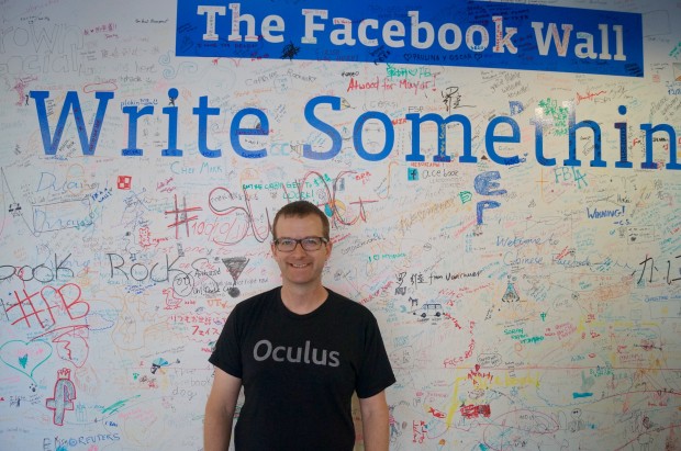 Facebook đã 'tự bắn vào chân mình' trong vụ scandal dữ liệu như thế nào?