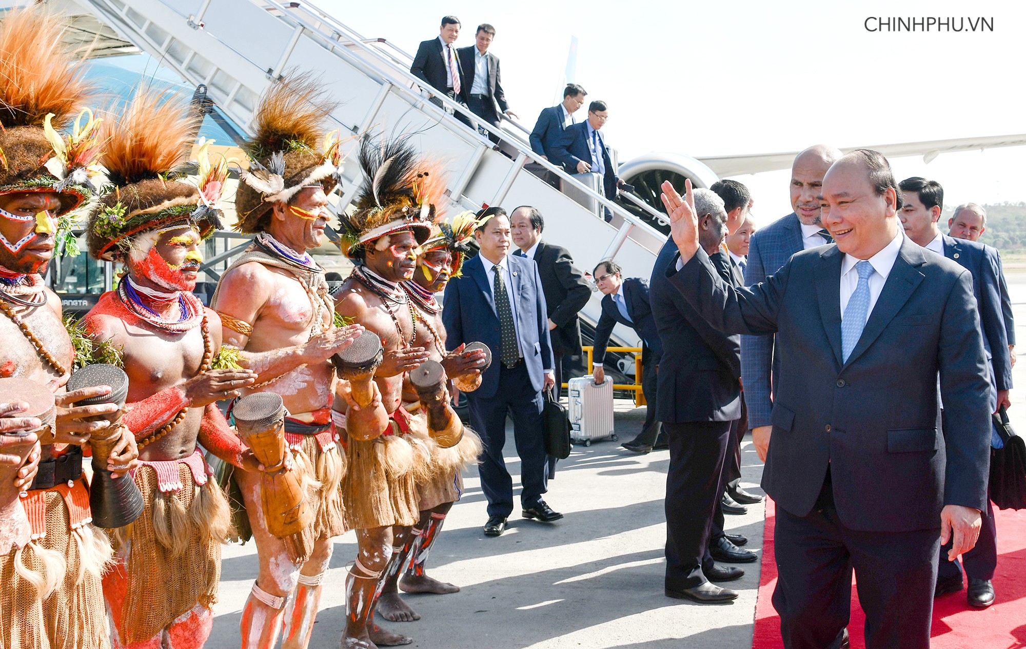 Chính trị - Thủ tướng đến Papua New Guinea, bắt đầu chuyến tham dự Hội nghị APEC 26 (Hình 4).