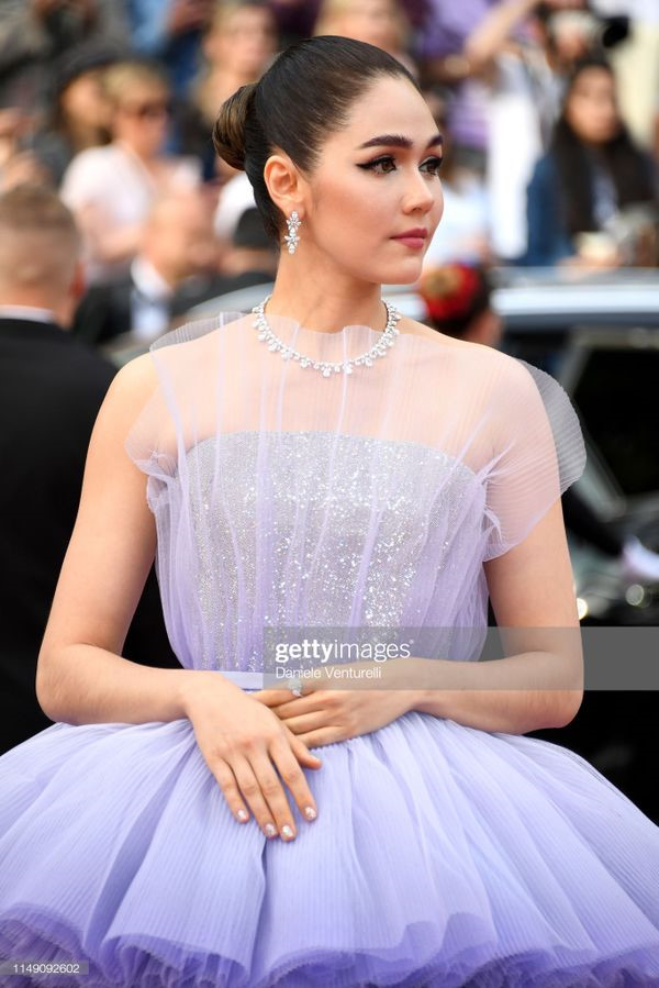 Sự kiện - Dàn sao nổi tiếng thế giới quyến rũ, gợi cảm tại Liên hoan phim Cannes 2019 (Hình 13).