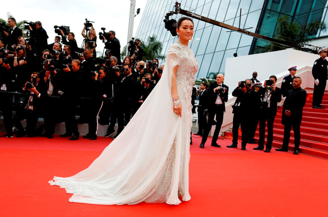 Sự kiện - Dàn sao nổi tiếng thế giới quyến rũ, gợi cảm tại Liên hoan phim Cannes 2019 (Hình 15).