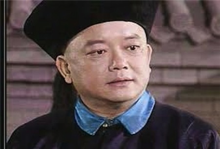 TV Show - Không chỉ là một đại tham quan, Hòa Thân còn là người có thực tài và “có ân tất báo” (Hình 2).