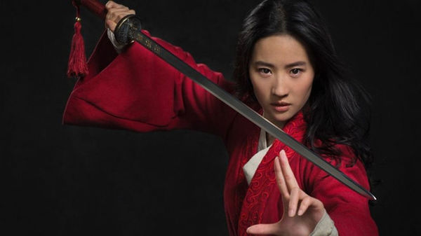 Ngôi sao - Vẻ khác lạ của Lưu Diệc Phi trong trailer ‘Mulan’ gây bão mạng xã hội (Hình 7).