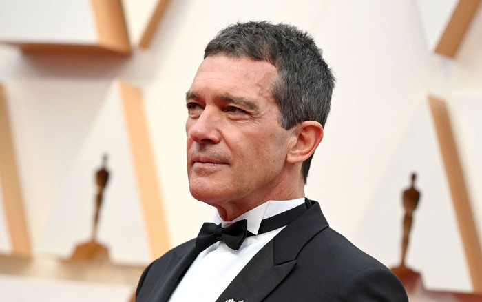 Ngôi sao - Nam diễn viên Antonio Banderas bị mắc Covid-19 đúng vào sinh nhật lần thứ 60