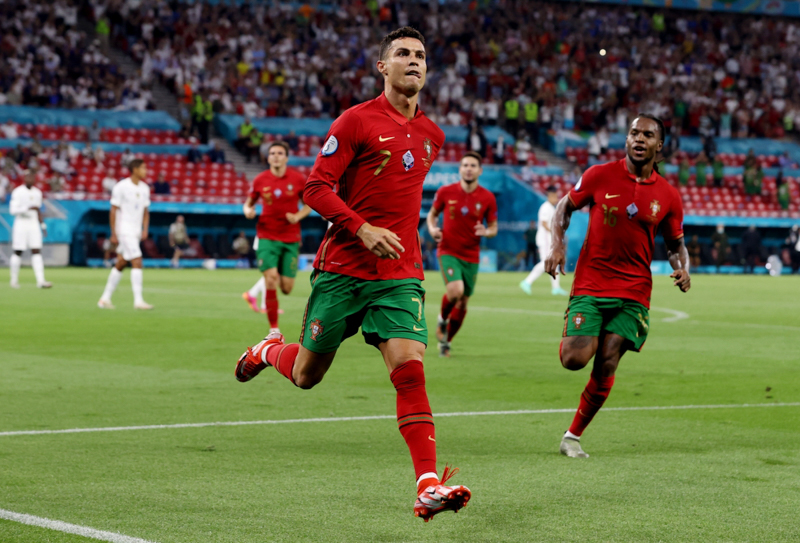 Thể thao - Thủ môn Italy là Cầu thủ xuất sắc nhất, Ronaldo giành Vua phá lưới EURO 2020