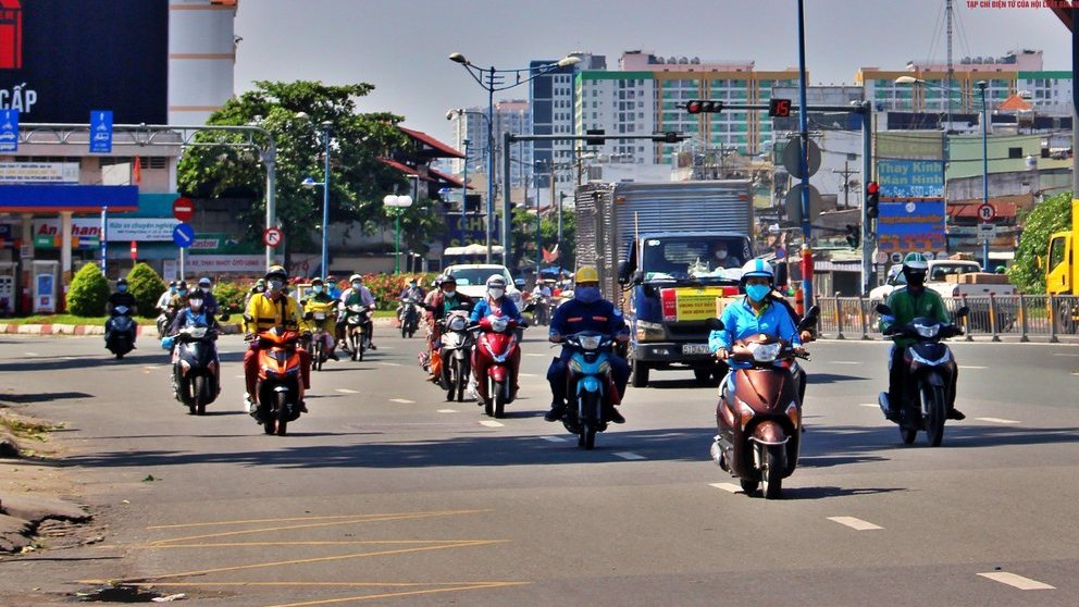 Dân sinh - 3 nguyên nhân khiến đường phố Tp. Hồ Chí Minh đông đúc (Hình 2).