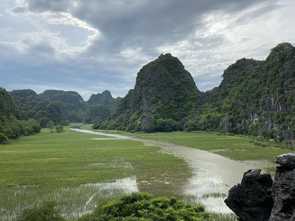 Kinh tế - Năm 2023, du lịch Ninh Bình đặt mục tiêu doanh thu đạt 4.365 tỷ đồng (Hình 2).