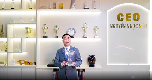 Cần biết - CEO Nguyễn Ngọc Sơn và hành trình 18 năm “truyền lửa” trong ngành bảo hiểm nhân thọ (Hình 2).