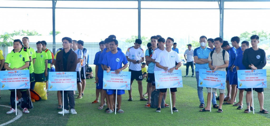 Thể thao - Khai mạc Giải Bóng đá nam Thanh niên công nhân tỉnh Bình Dương - Cúp báo Tuổi trẻ Thủ đô năm 2024 (Hình 9).
