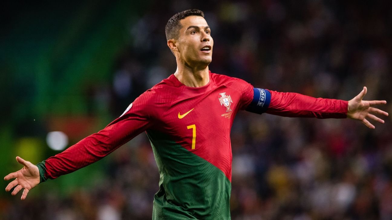Thể thao - EURO 2024: Cầu thủ ''già'' nhất không phải Ronaldo (Hình 2).