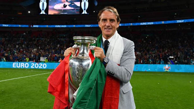 Bóng đá Anh - Roberto Mancini bị cám dỗ trở lại Ngoại hạng Anh vì “tiếng gọi” của MU