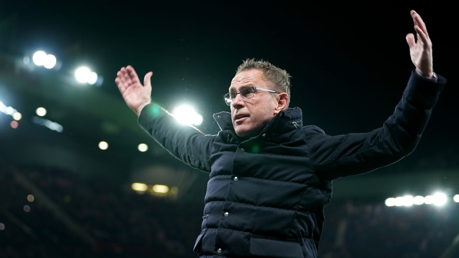 Bóng đá Châu Âu - Rangnick: “4 phút bù giờ là chuyện như đùa”