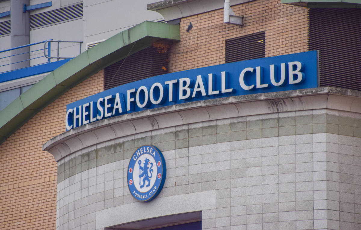 Bóng đá Anh - Các tỷ phú ra giá mua lại Chelsea như thế nào?