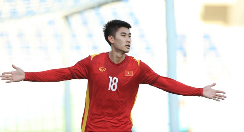 Bóng đá Việt Nam - Chấm điểm U23 Việt Nam 2-0 U23 Malaysia: Mạnh Dũng, Văn Chuẩn điểm 9