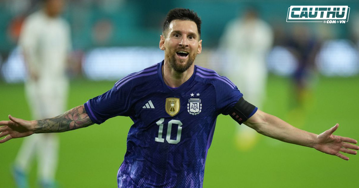 Giải khác - Ronaldo ‘béo’ nửa muốn, nửa không muốn Messi vô địch World Cup