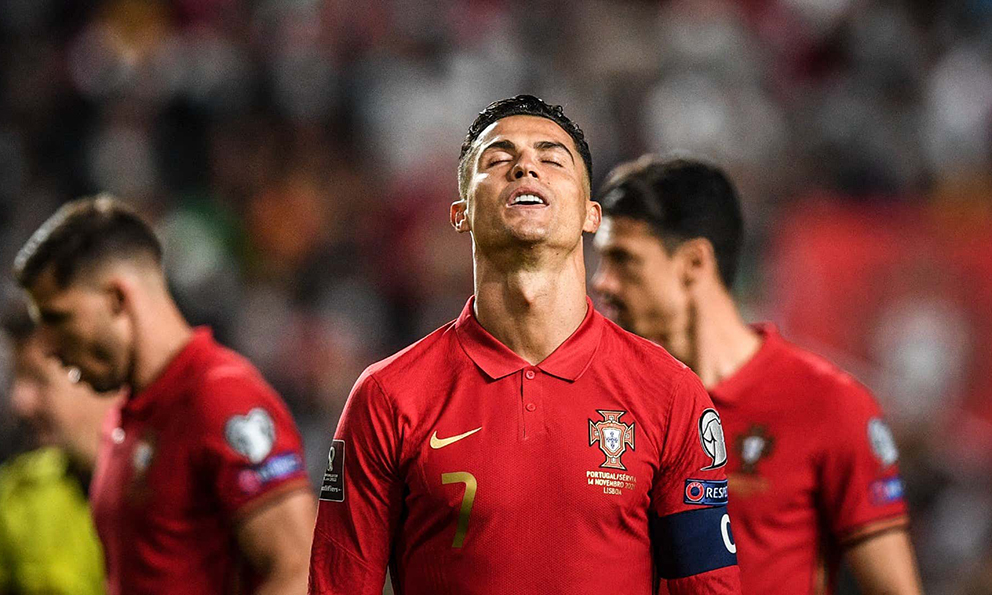 Giải khác - Ronaldo và Bồ Đào Nha xứng đáng bị chỉ trích vì mất vé vào tay Serbia