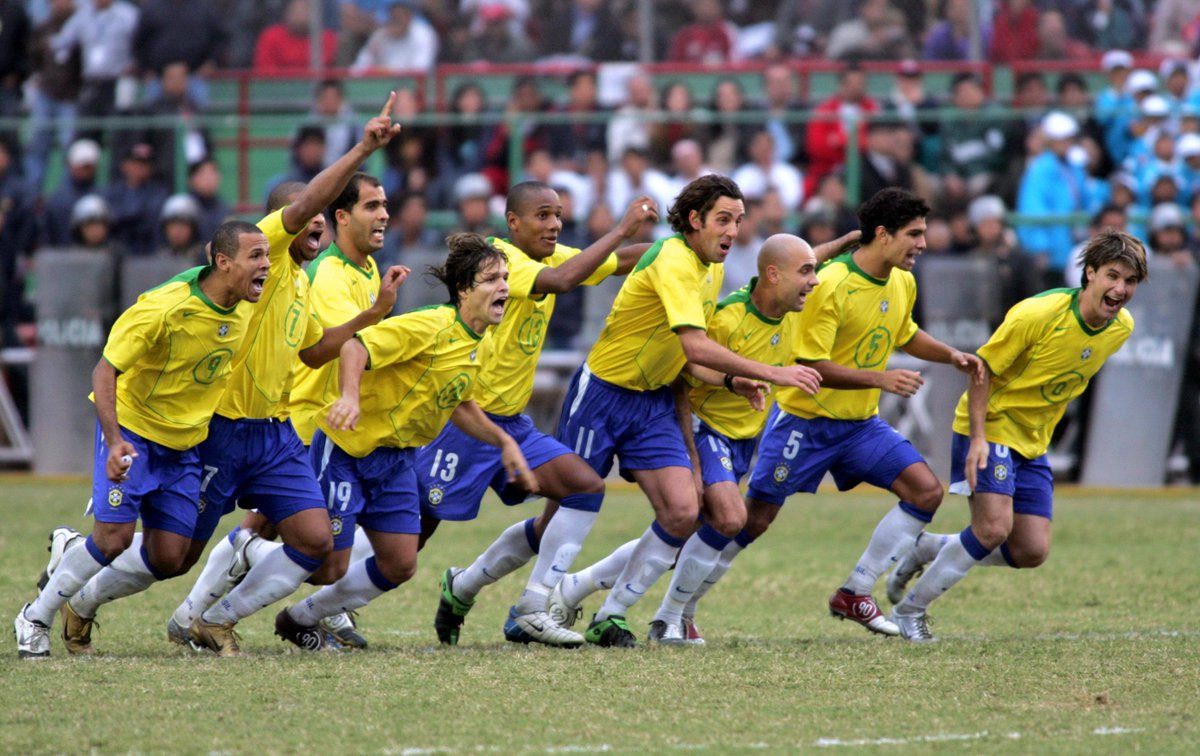 Giải khác - Adriano tại Copa America 2004: Một thuở kiêu hùng của Emperor (Hình 5).