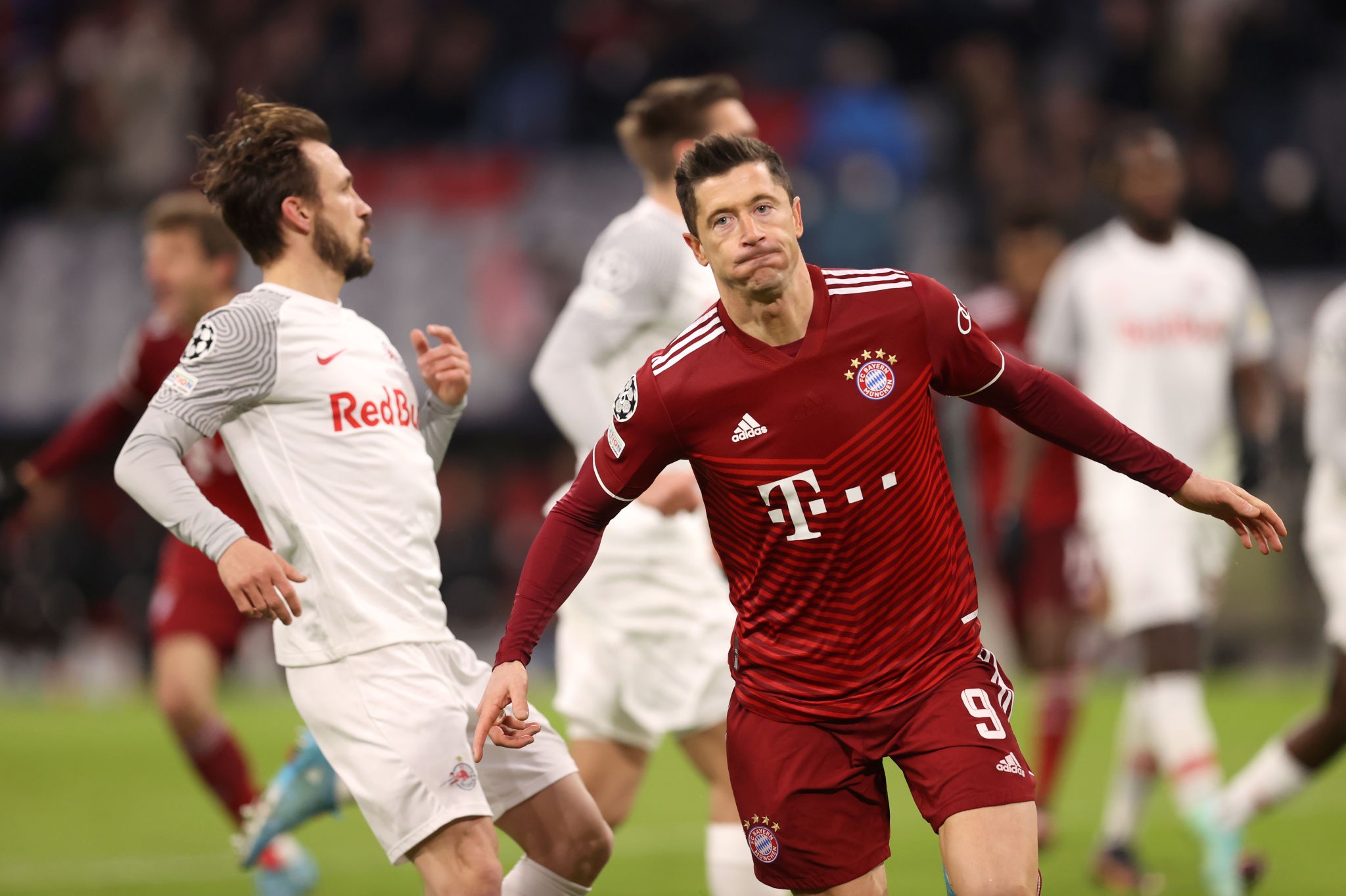 Bóng đá Châu Âu - Vùi dập Salzburg 7 bàn, Bayern Munich nhẹ nhàng vào tứ kết