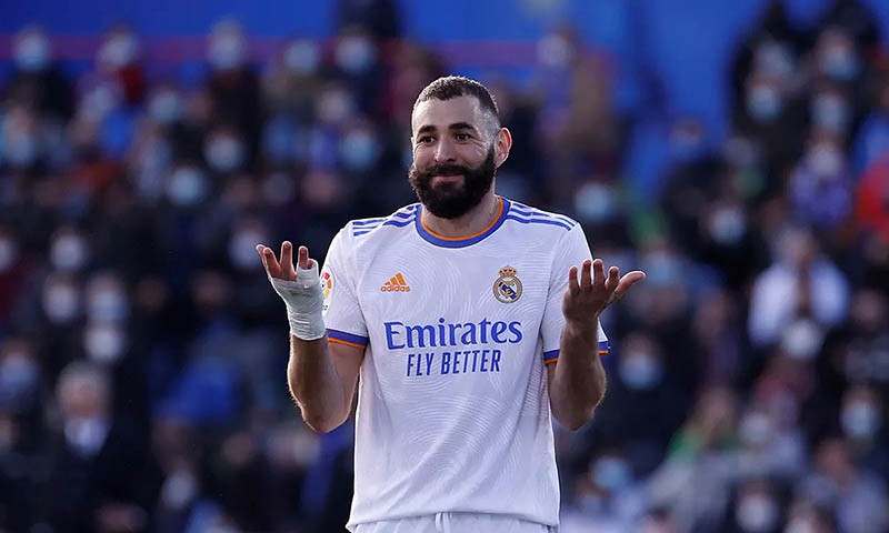 Bóng đá Châu Âu - Karim Benzema là siêu anh hùng của Real Madrid!