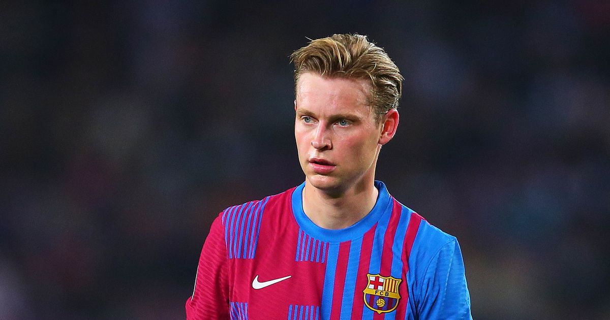 Bóng đá Tây Ban Nha - De Jong đã dọn dẹp tủ đồ ở Barca, ngày đến Man United cận kề?