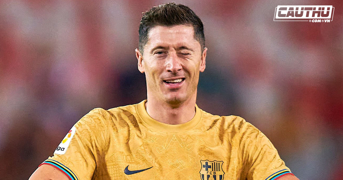 Giải khác - Lewandowski lập kỷ lục ấn tượng khi đưa Barca lên đầu bảng