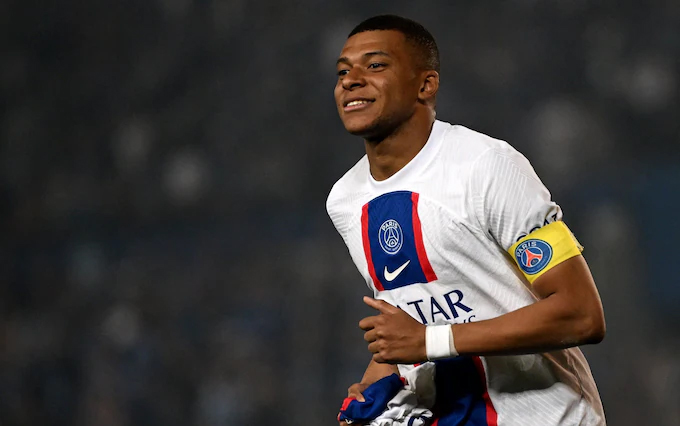 Bóng đá Châu Âu - Mbappe gây sốc với thông báo chia tay PSG