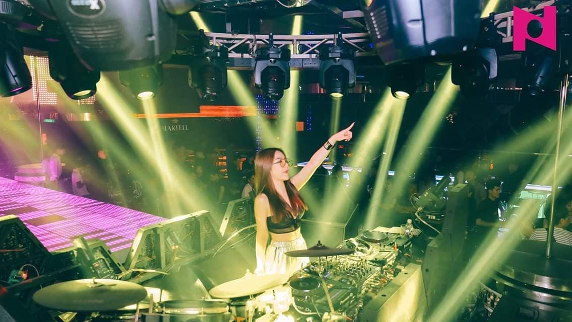 Cộng đồng mạng - Nữ DJ nóng bỏng lần đầu trải lòng về quá khứ từng bị khách bỏ “thuốc” vào rượu